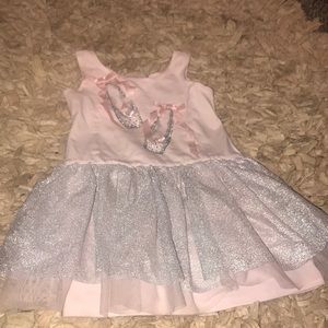 Size 4T. Super cute ballerina dress.
